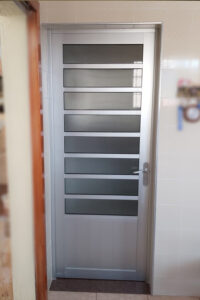 posta-de-aluminio-01